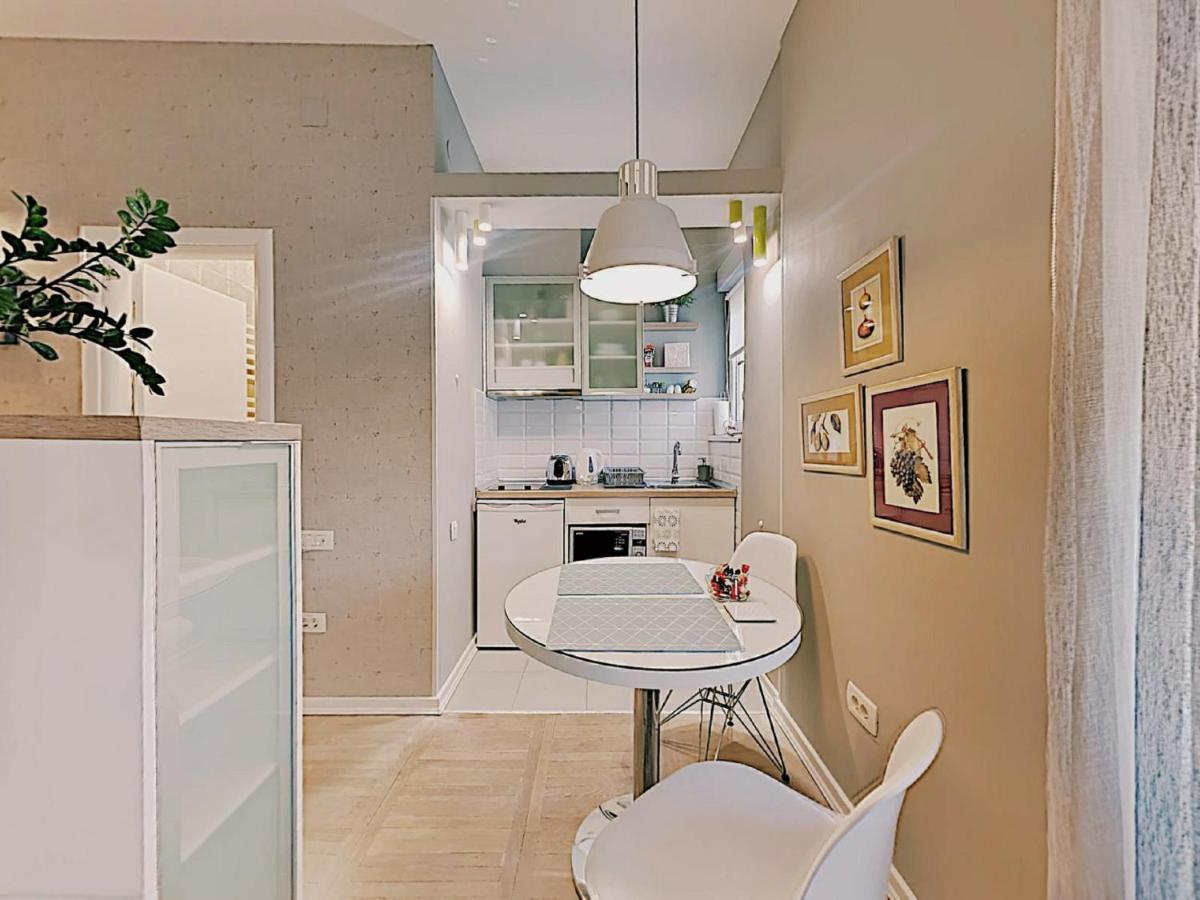 Basco Apartments Knez Mihailova Belgrado Esterno foto
