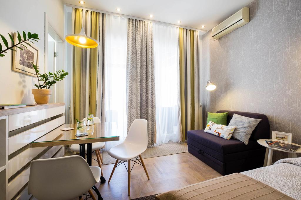 Basco Apartments Knez Mihailova Belgrado Esterno foto